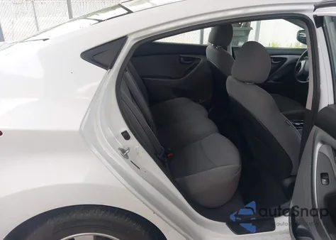 2015 Hyundai Elantra Se z USA, uszkodzony, nr VIN 5NPDH4AEXFH576590